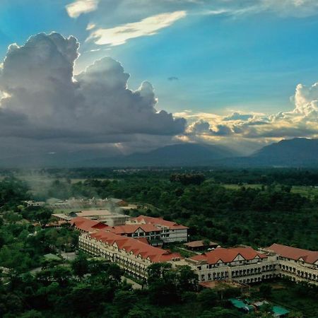 Mayfair Tea Resort Shiliguri Exterior foto