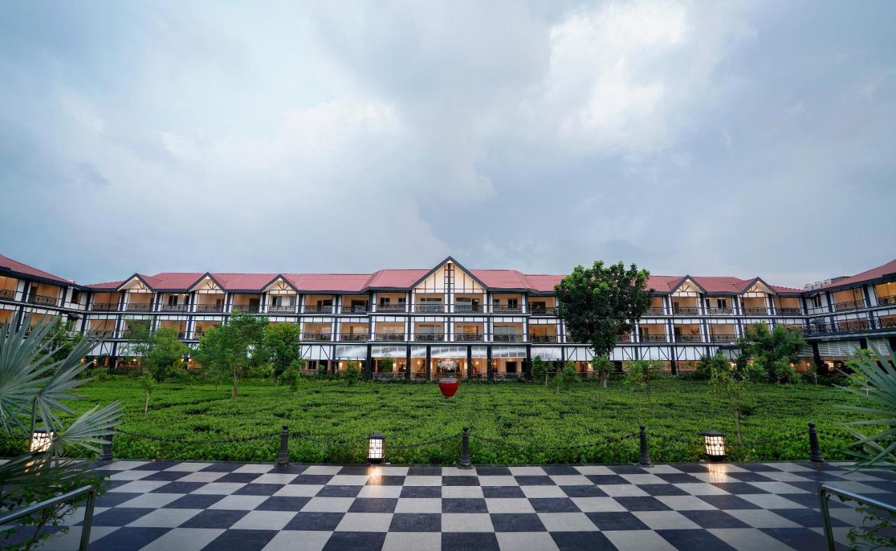 Mayfair Tea Resort Shiliguri Exterior foto