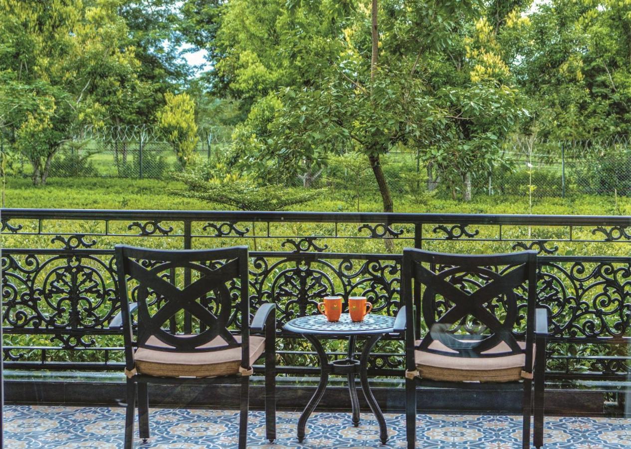 Mayfair Tea Resort Shiliguri Exterior foto